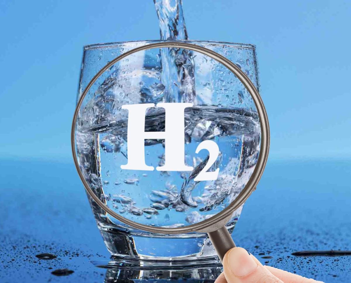 Sự khác nhau giữa nước ion kiềm giàu hydrogen và nước lọc tinh khiết